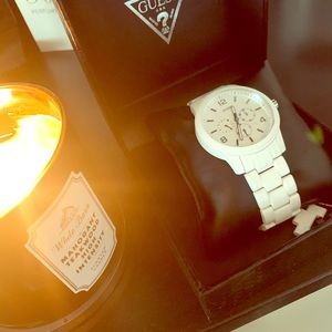 Guess Watch